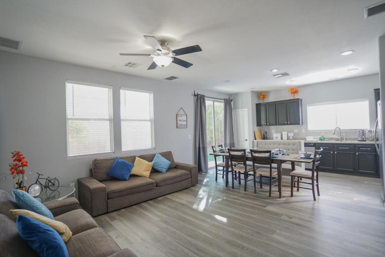 Ultra Modern Las Vegas Home 20Min From The Strip ภายนอก รูปภาพ