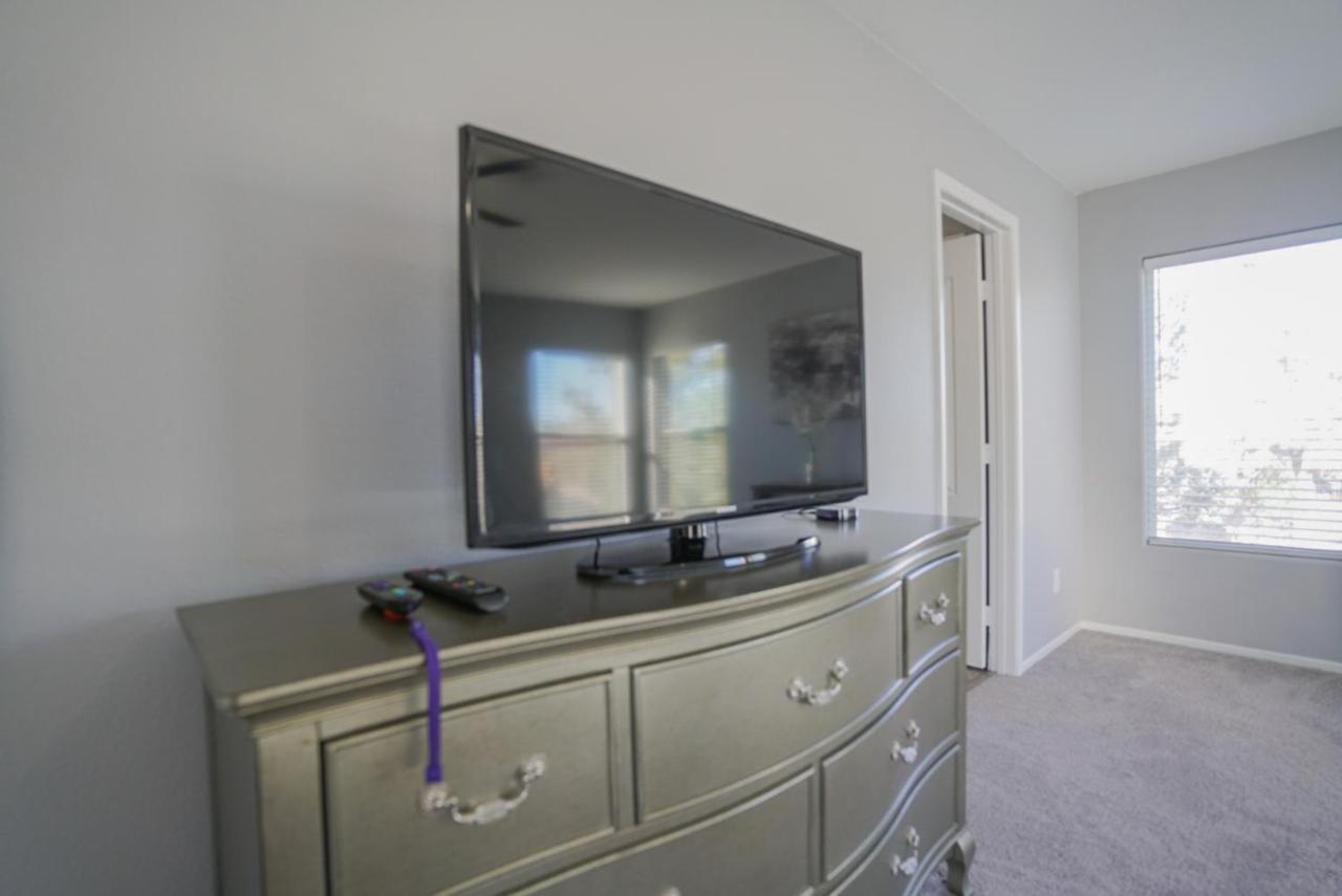 Ultra Modern Las Vegas Home 20Min From The Strip ภายนอก รูปภาพ