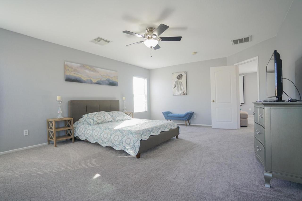 Ultra Modern Las Vegas Home 20Min From The Strip ภายนอก รูปภาพ